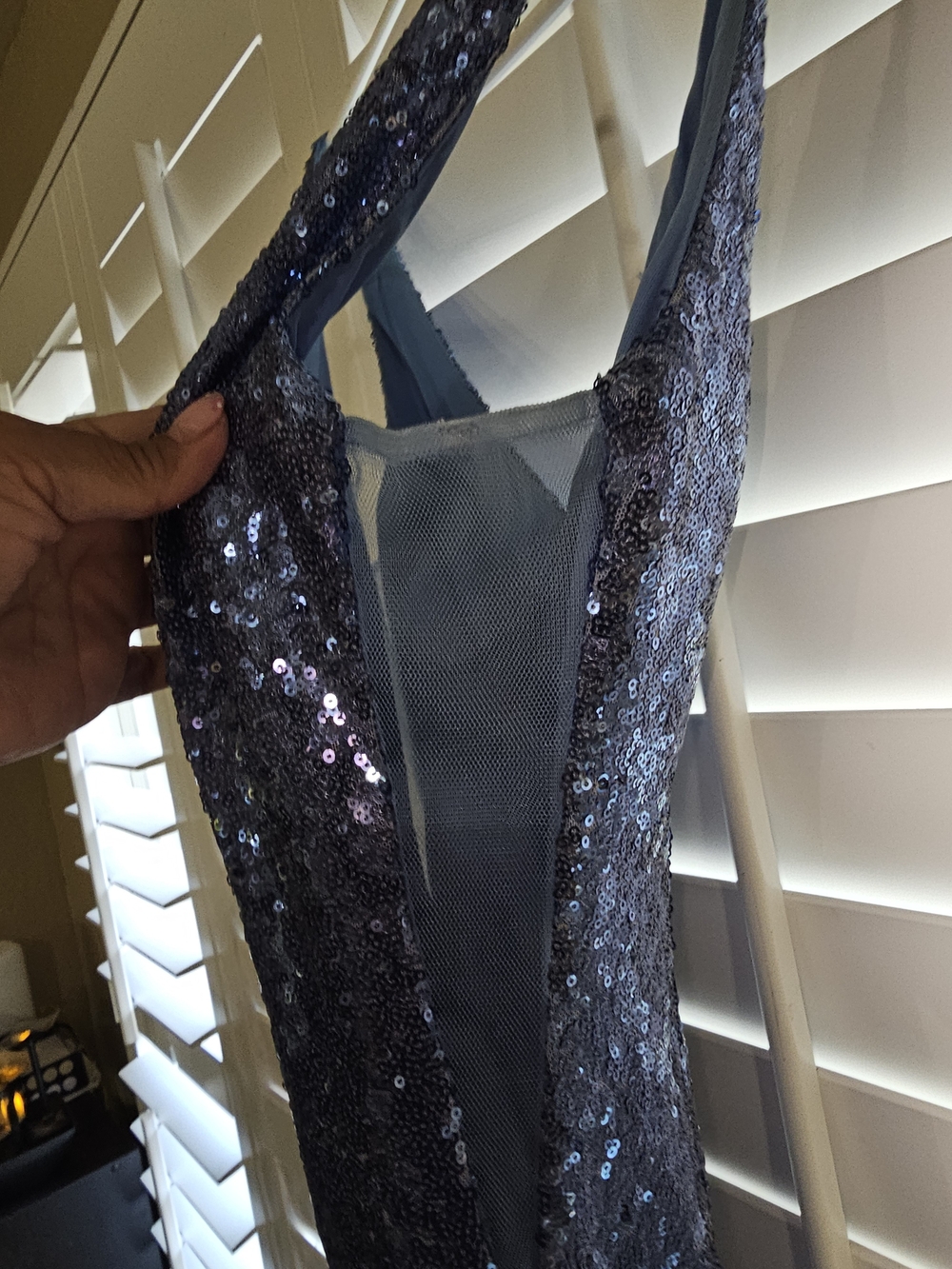 B. Darlin Blue Sequin V-neck Formal Gown Size 7/8 V-Neck Dress With Side Slit - Picture 4 of 6